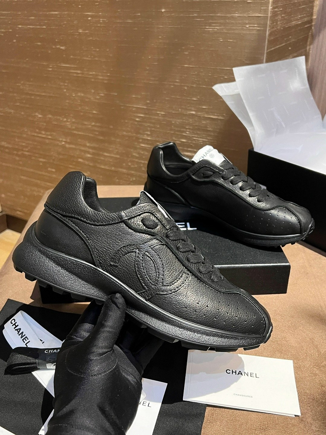 кроссовки женские chanel,кроссовки chanel,кроссовки кожаные chanel,,кроссовки шанель женские