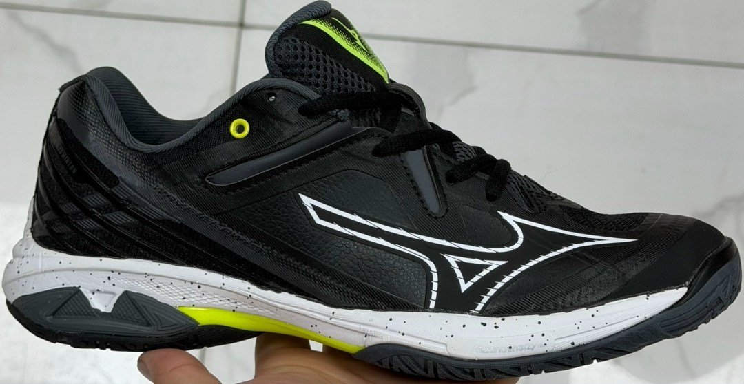 волейбольные кроссовки mizuno,mizuno corp,кроссовки mizuno,mizuno wave,спортивные кроссовки mizuno thunder blade z черный