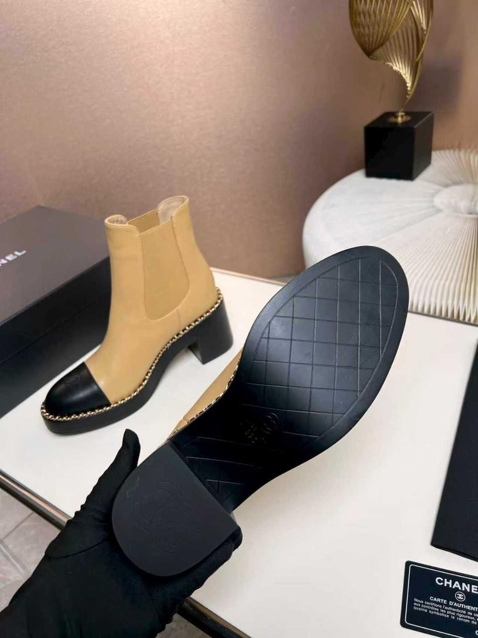 ,ботинки chanel,ботильоны chanel,сапоги chanel,шанель  женская