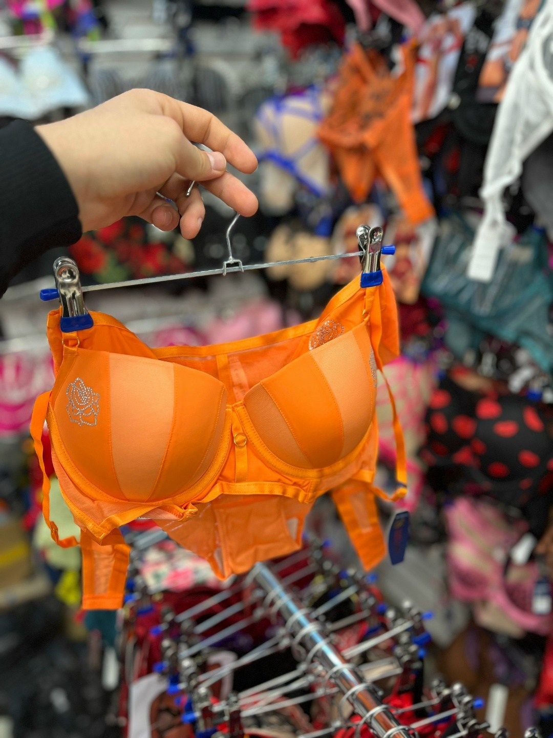 модели купальников,нижнее белье,бюстгальтер,нижнее белье бюстгальтер,белье женское