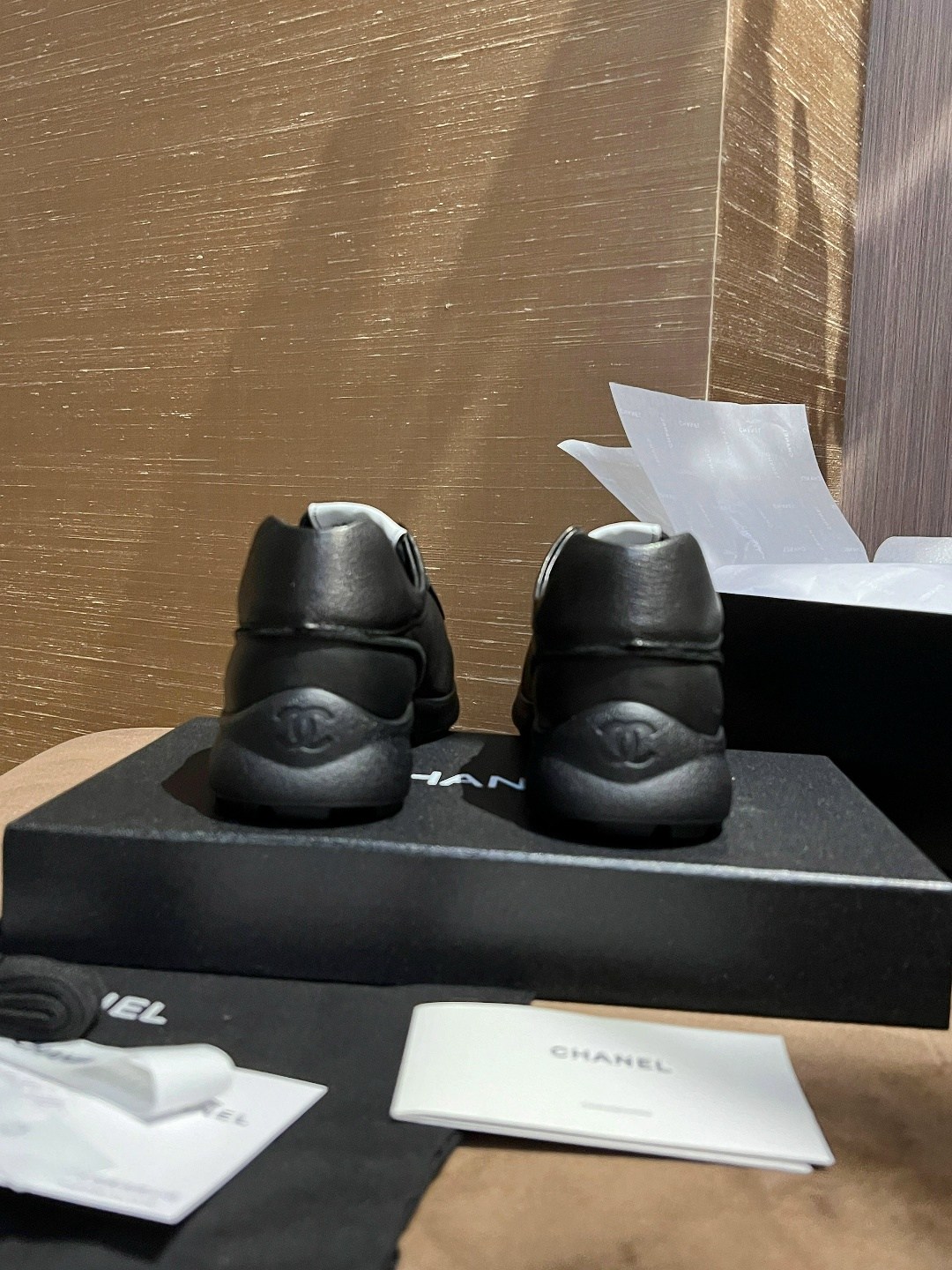 кроссовки женские chanel,кроссовки chanel,кроссовки кожаные chanel,,кроссовки шанель женские