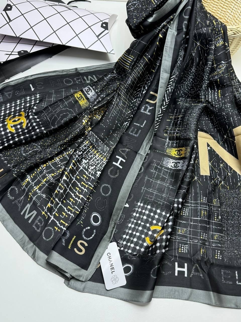 палантины dior,брендовый платок,платок диор,женские платки,шарфы и платки