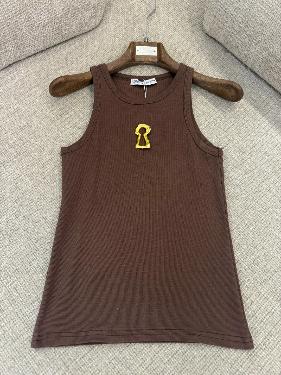 стильная майка,майка женская,брендовые вещи,майка,топы и майки