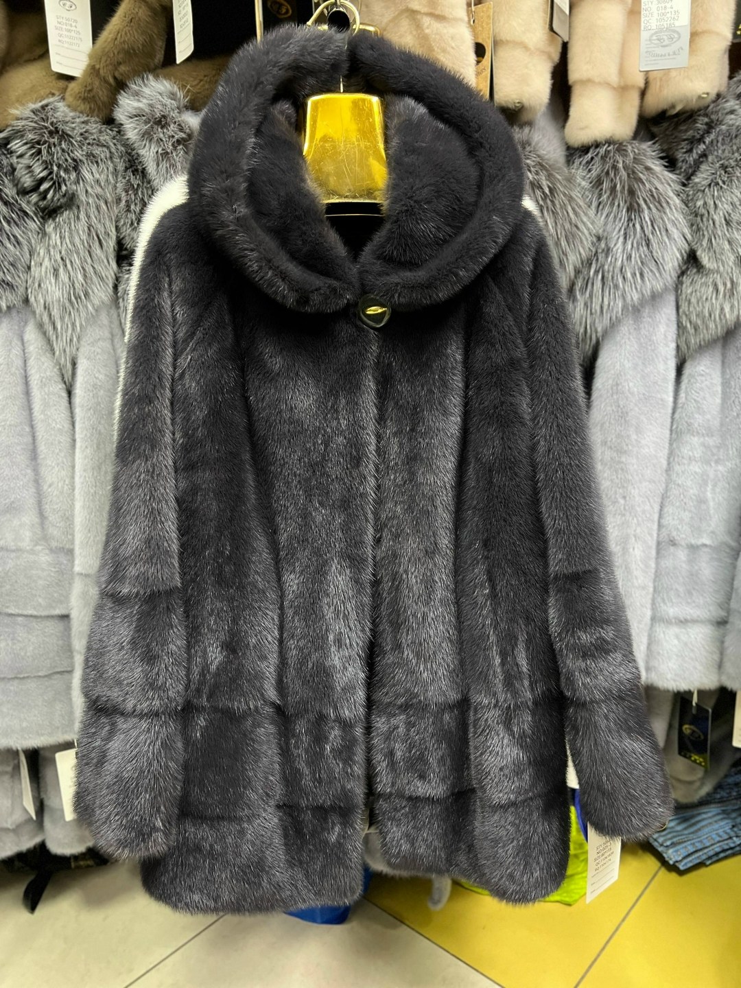 шубка из меха европейской норки с капюшоном цвет лаванда,шубка из меха европейской норки с капюшоном модель москвичка,шубка из меха европейской норки с капюшоном,норковая шуба с капюшоном,шуба норкова