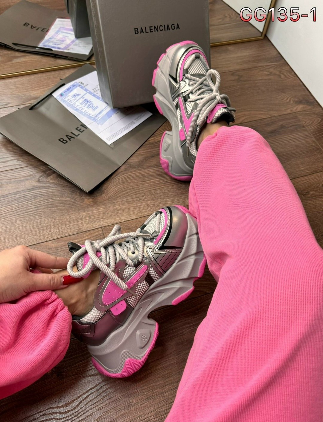 кроссовки женские balenciaga,кроссовки balenciaga,женские кроссовки balenciaga 3xl серебристые с розовым,кроссовки женские balenciaga серый розовый,женские кроссовки