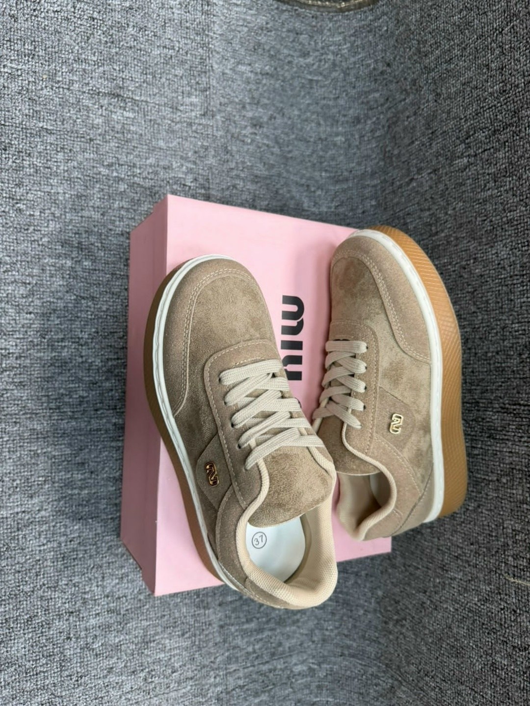 ,кроссовки замш,замшевые кроссовки,кроссовки женские,замшевые кеды