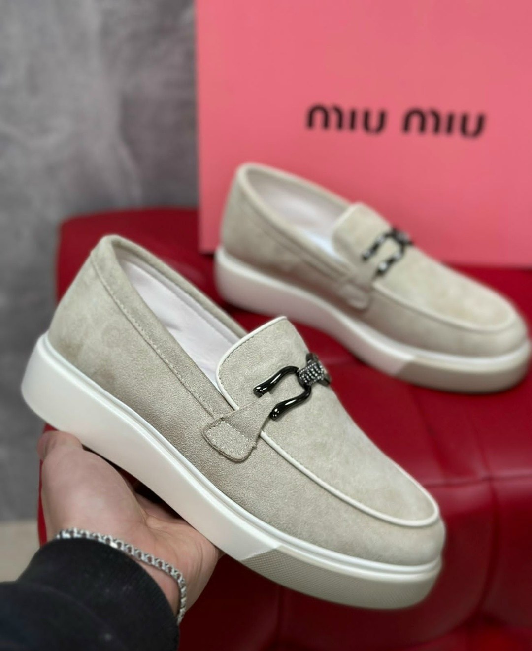 лоферы loro piana женские,лоферы из натуральной замши loro piana,лоферы loro piana,замшевые лоферы,лоро пиано лоферы