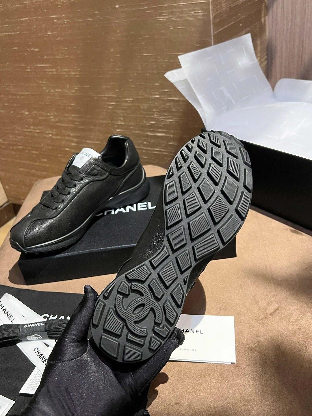 кроссовки женские chanel,кроссовки chanel,кроссовки кожаные chanel,,кроссовки шанель женские