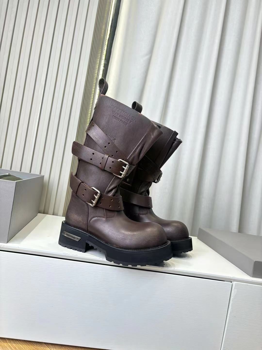 ,сапоги модные,женские ботинки,женские сапоги,ботинки модные