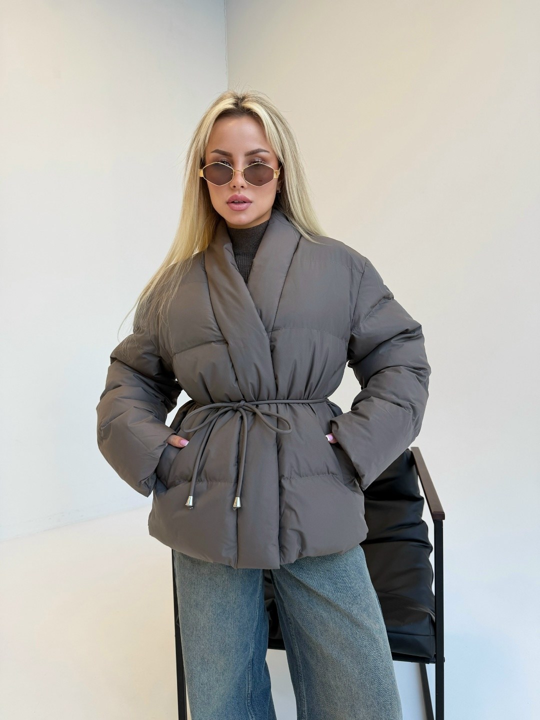 демисезонная куртка,куртка,куртка с поясом,куртка с карманами,куртка демисезон