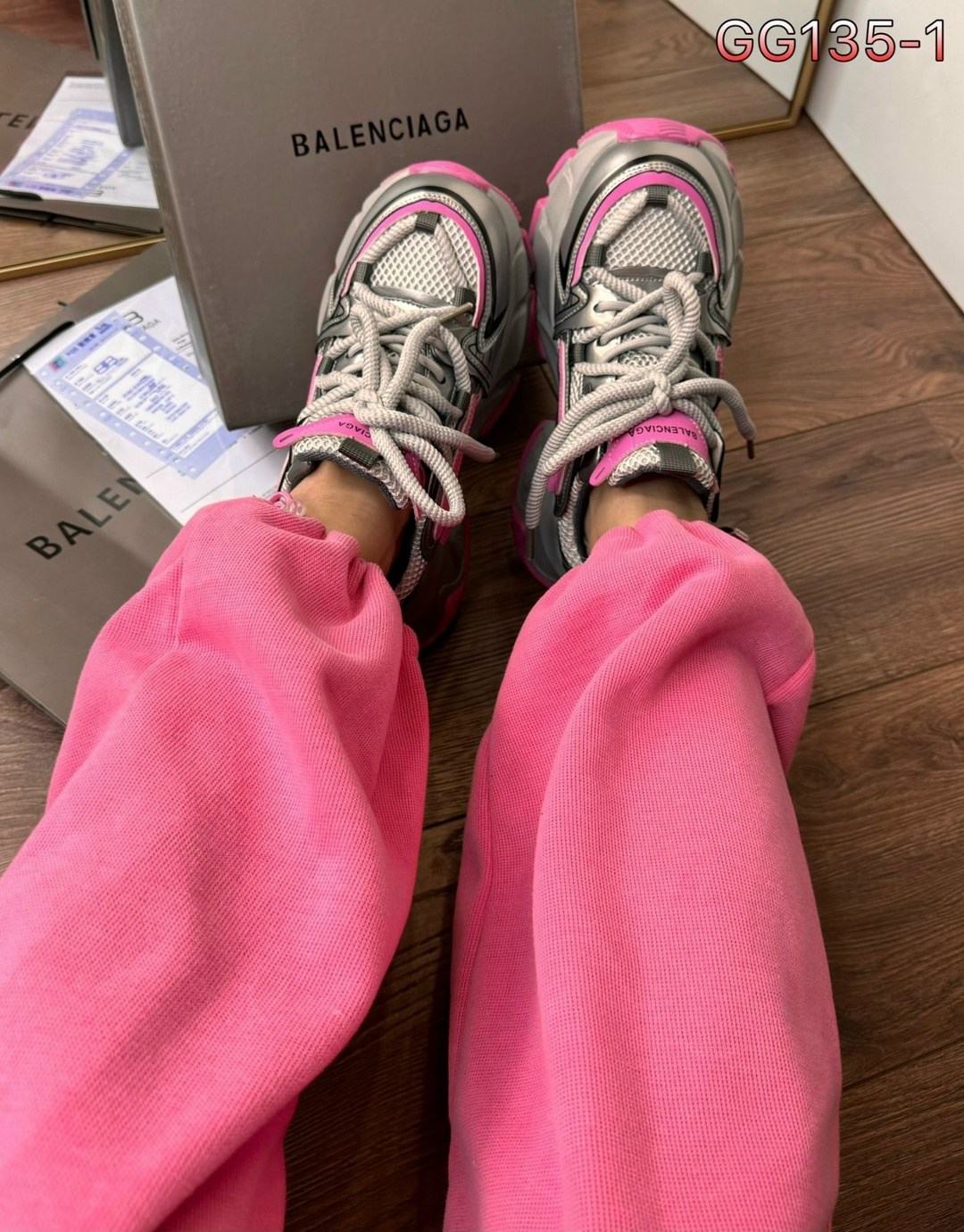 кроссовки женские balenciaga,кроссовки balenciaga,женские кроссовки balenciaga 3xl серебристые с розовым,кроссовки женские balenciaga серый розовый,женские кроссовки