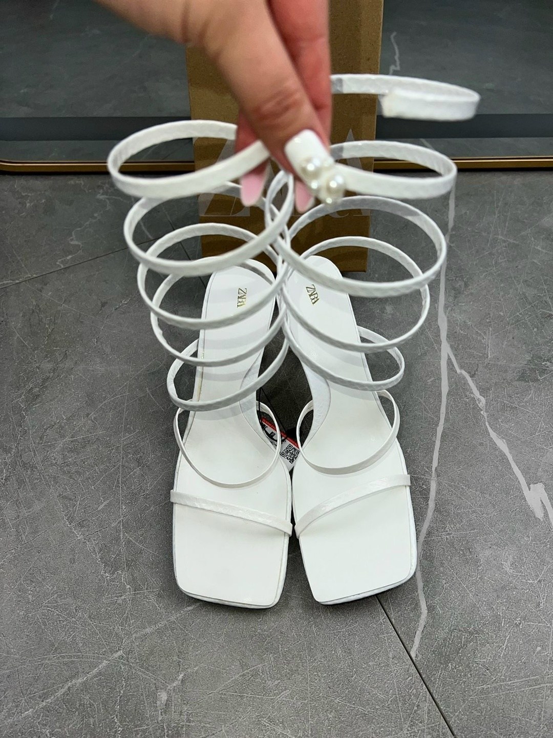 женские босоножки,босоножки стильные,босоножки на каблуках,,босоножки летние