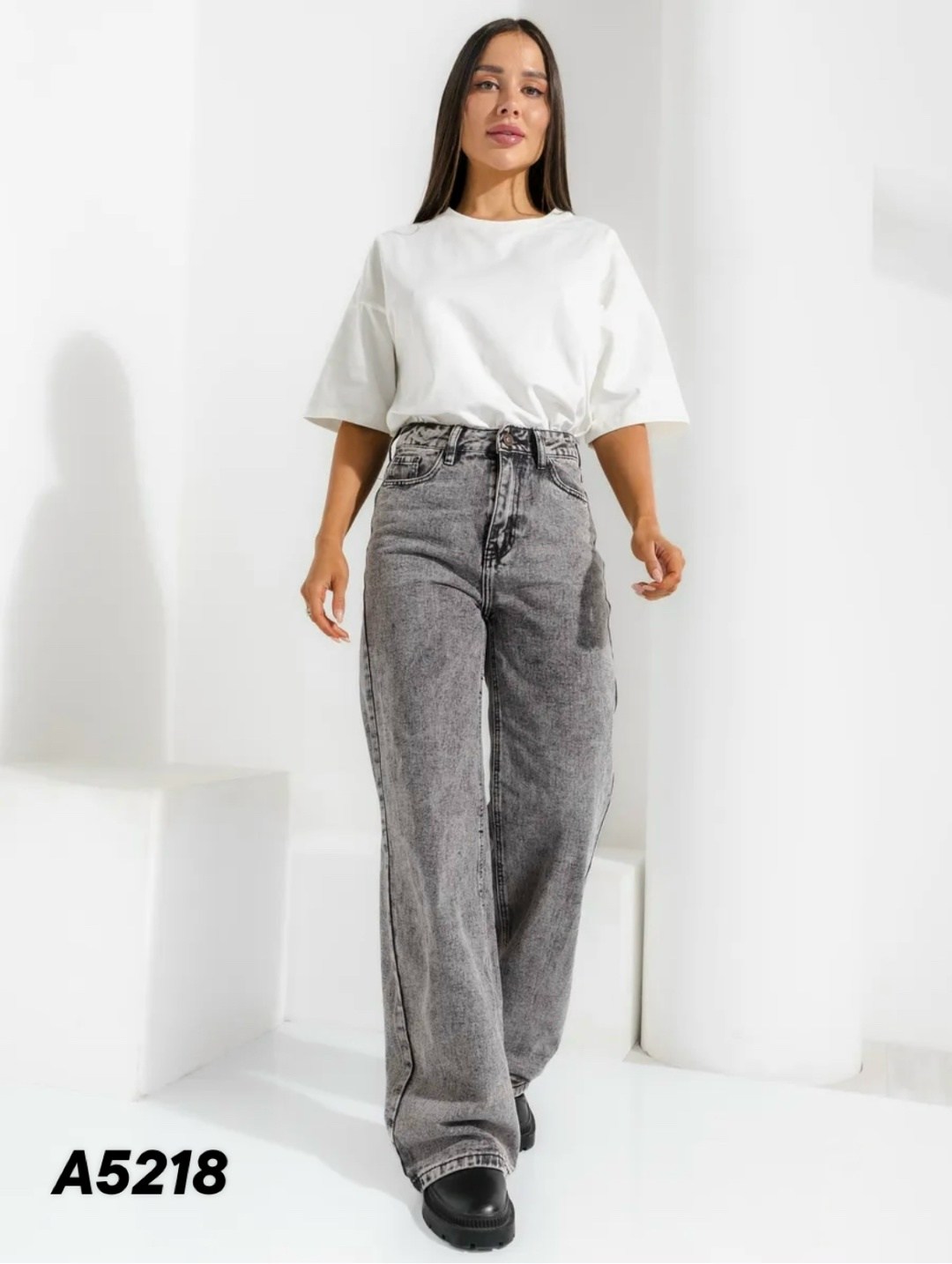 женская джинсы,стильные джинсы,джинсы женские широкие,куртка женская,куртка косуха