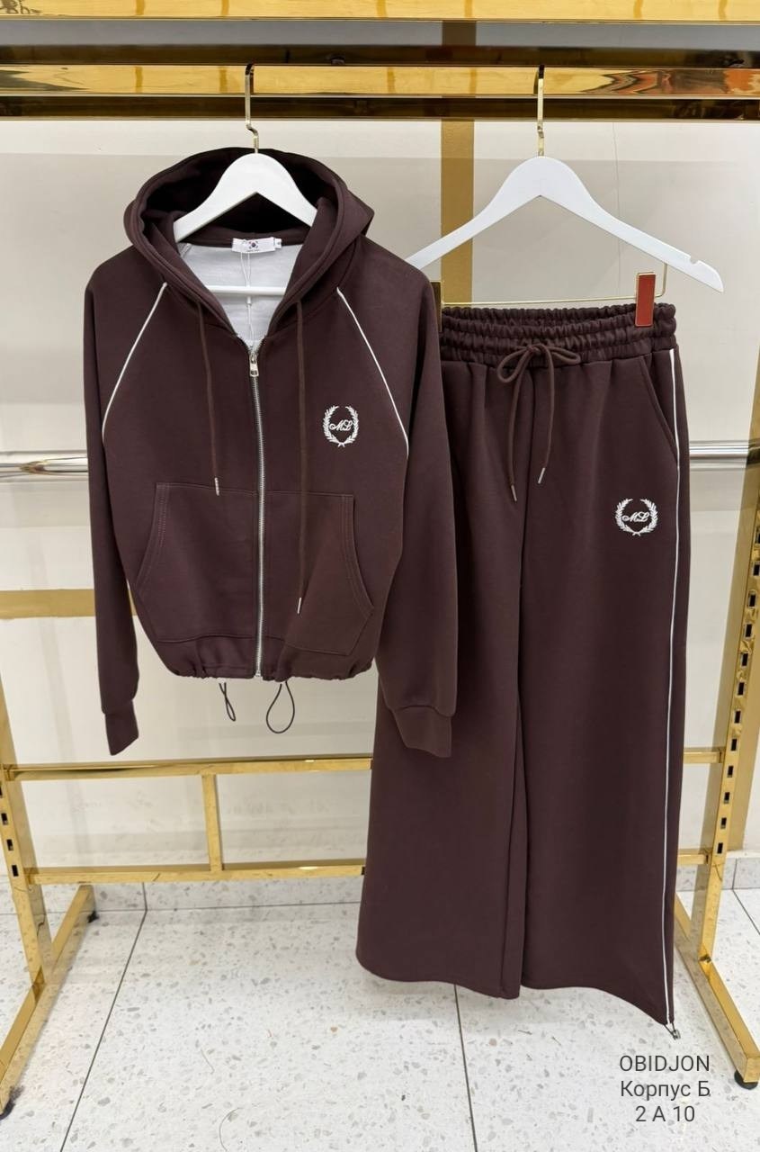 костюм спортивный женский,loro piana женский красный костюм,спортивный костюм,спортивный костюм спортивные костюмы,костюмы женские