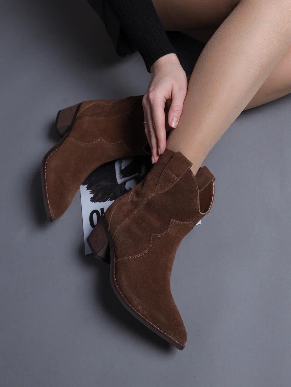 полусапоги женские highlander 702856-4 коричневые 36 ru,весенние ботинки замшевые казаки на каблуке 4seasons 321266934,ботинки женские демисезонные казаки замшевые reversal,замшевые казаки,замшевые бо