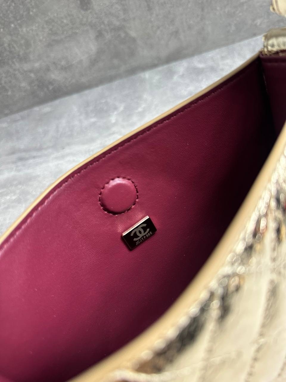 золотая сумка,сумка,сумка женская,стеганая сумка,сумочка женская