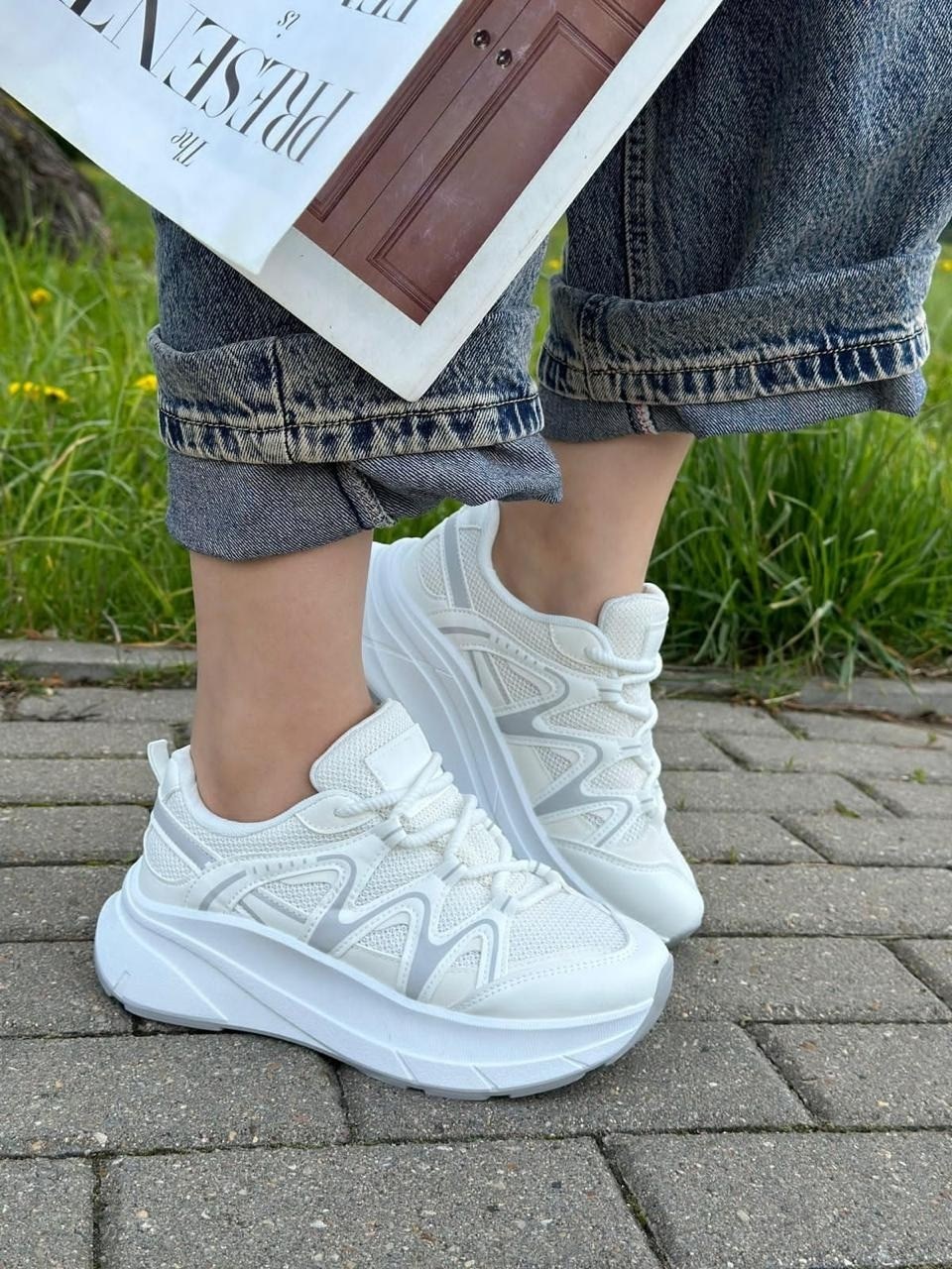 кроссовки женскиe,белые кроссовки женские,белые кроссовки,кроссы женские,кроссовки женские летние белые