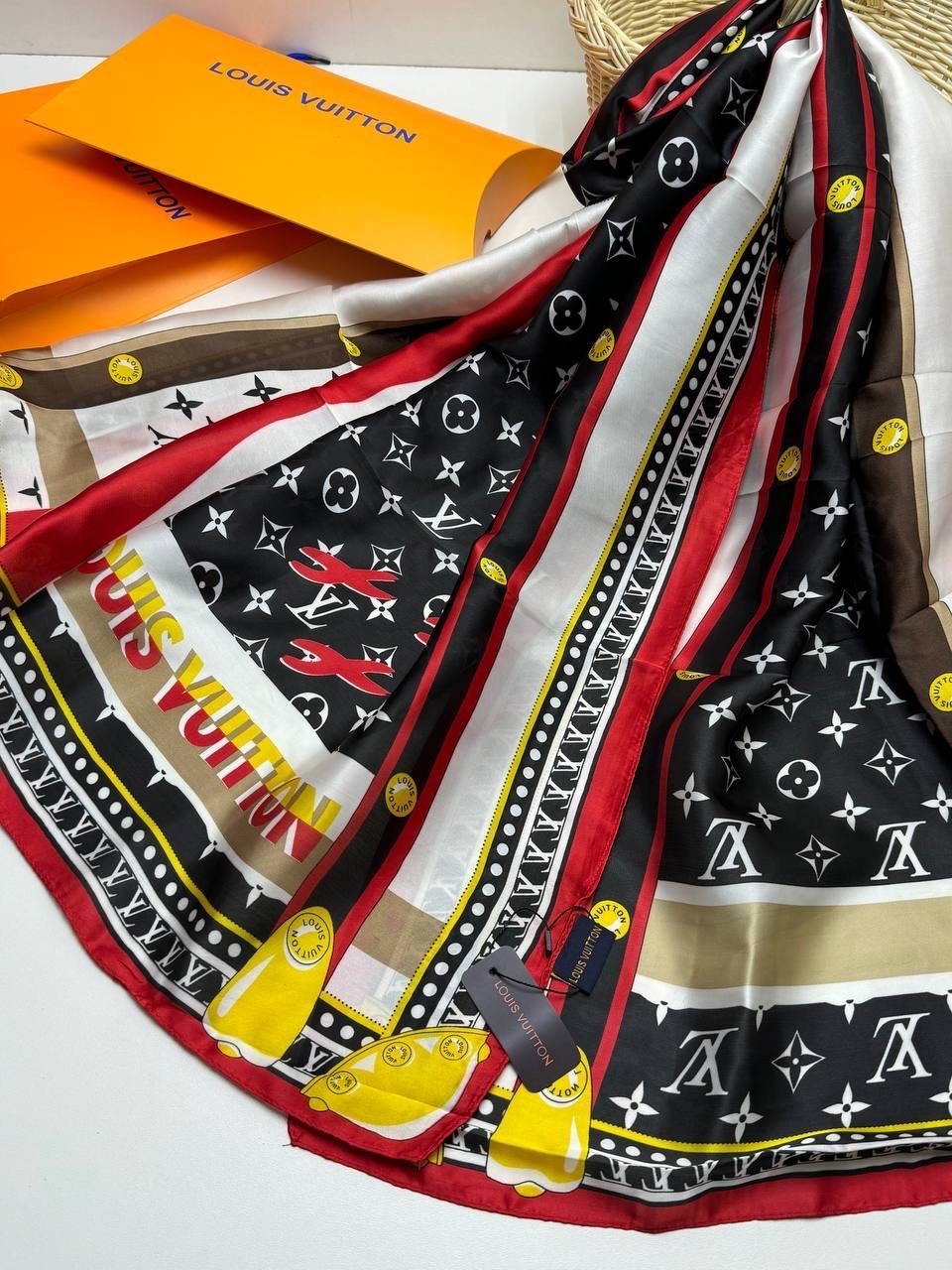 брендовый женский палантин louis vuitton,платок louis vuitton,шарф шелковый,шарфы и платки,платок луи виттон