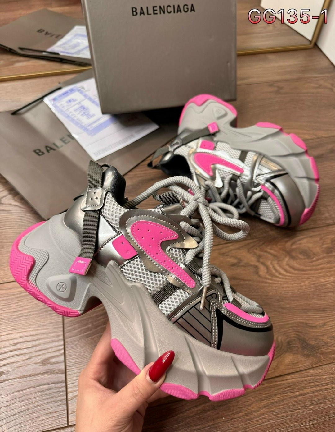 кроссовки женские balenciaga,кроссовки balenciaga,женские кроссовки balenciaga 3xl серебристые с розовым,кроссовки женские balenciaga серый розовый,женские кроссовки