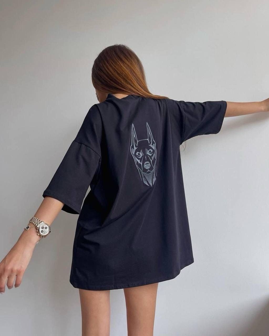 футболка оверсайз,базовое платье-футболка оверсайз boohoo черный,футболка женская оверсайс,футболка оверсайз с трендовым принтом,платье-футболка