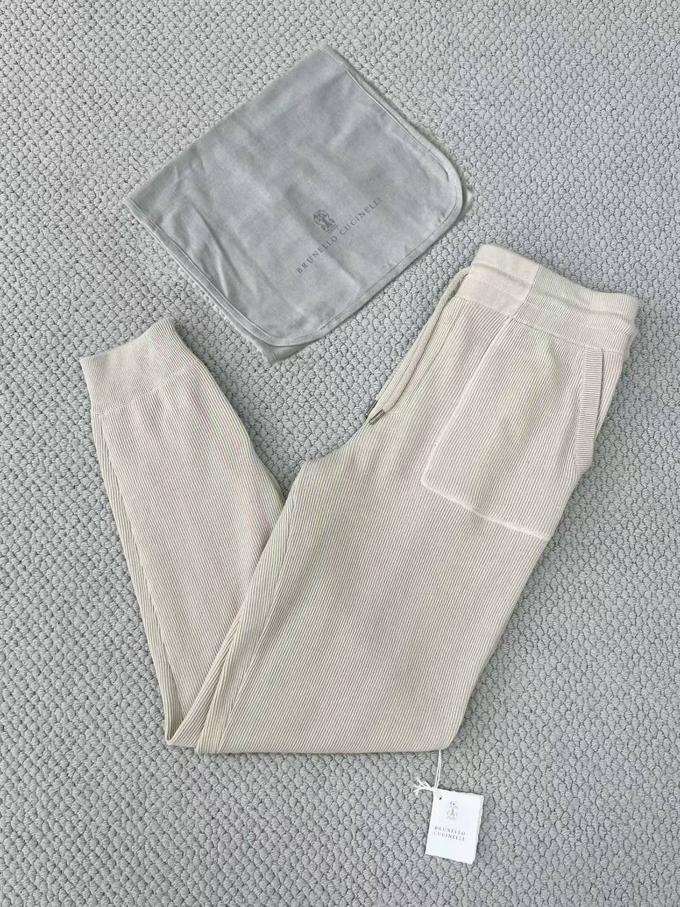 спортивный костюм brunello cucinelli,костюм brunello cucinelli,кашемировый костюм loro piana,спортивные костюм,толстовки худи