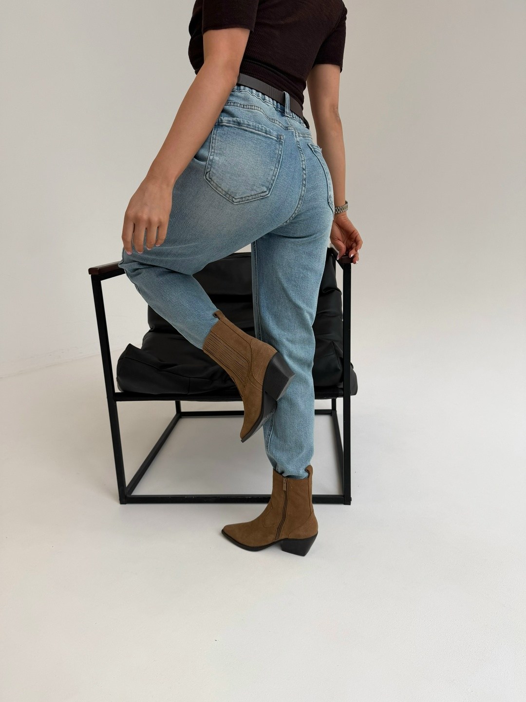 джинсы женские,джинсы мом,модные джинсы,стильные джинсы,джинсы джинсы