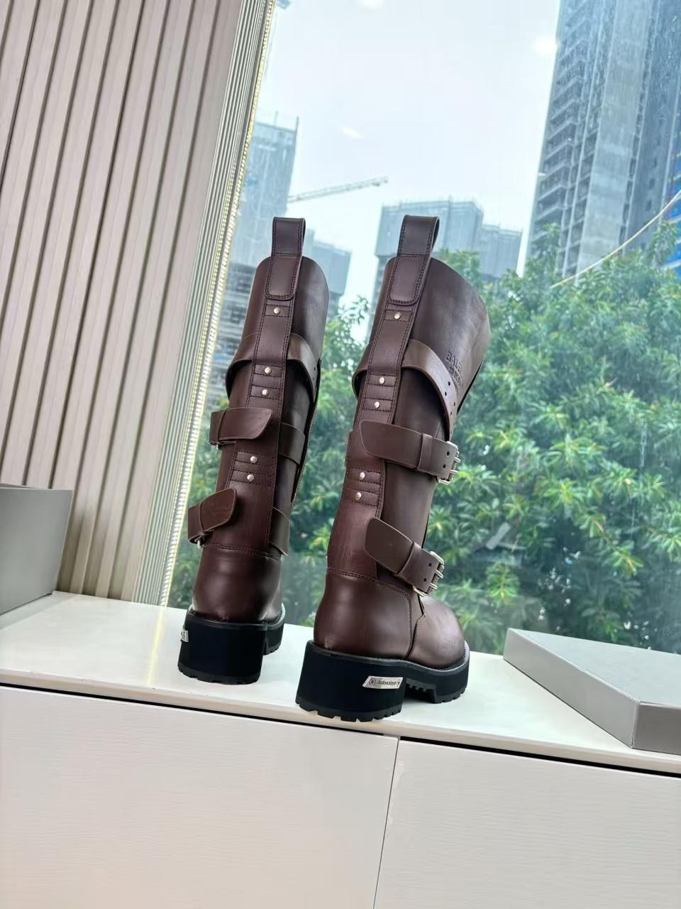 ,женские сапоги,сапоги модные,сапоги miu miu,высокие сапоги