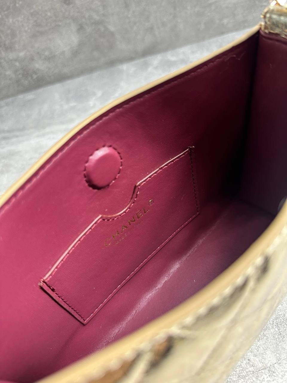 золотая сумка,сумка,сумка женская,стеганая сумка,сумочка женская