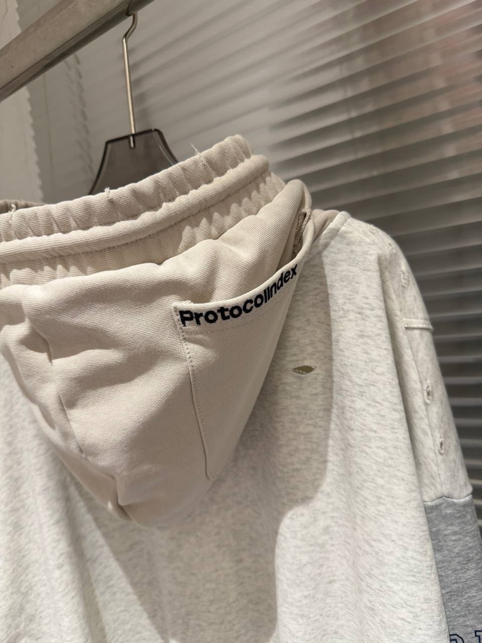 txt beomgyu,sungchan,gray hoodie,a hoodie,jung sungchan