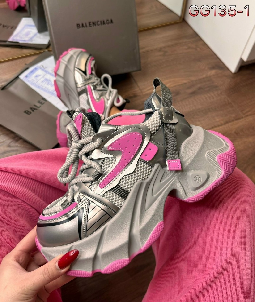 кроссовки balenciaga женские,кроссовки balenciaga,кроссовки баленсиага женские,женские кроссовки balenciaga 3xl серебристые с розовым,кроссовки balenciaga женские розовые