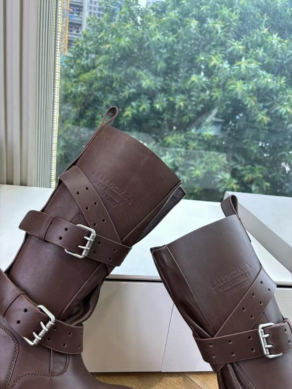 ,женские сапоги,сапоги модные,сапоги miu miu,высокие сапоги