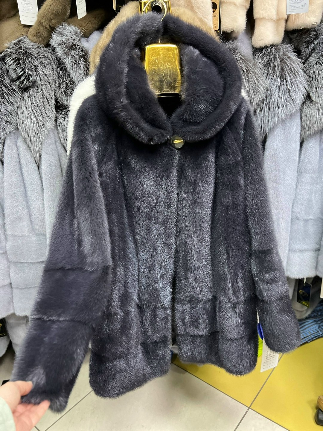 шубка из меха европейской норки с капюшоном цвет лаванда,шубка из меха европейской норки с капюшоном модель москвичка,шубка из меха европейской норки с капюшоном,норковая шуба с капюшоном,шуба норкова