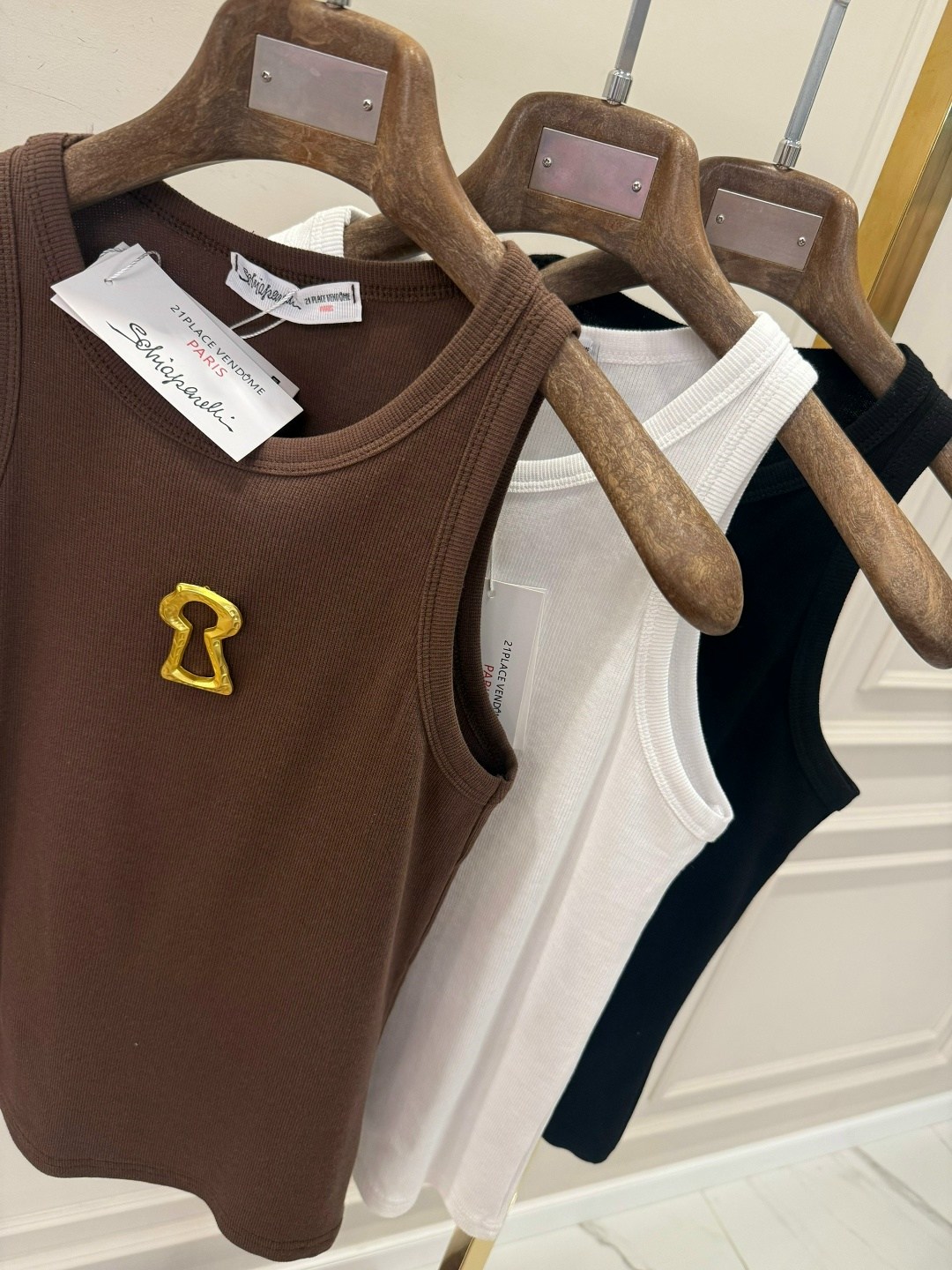 стильная майка,майка женская,брендовые вещи,майка,топы и майки