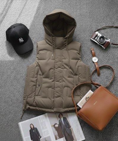 жилетка женская,жилет с капюшоном женский,теплый жилет,женский жилет,жилет с капюшоном