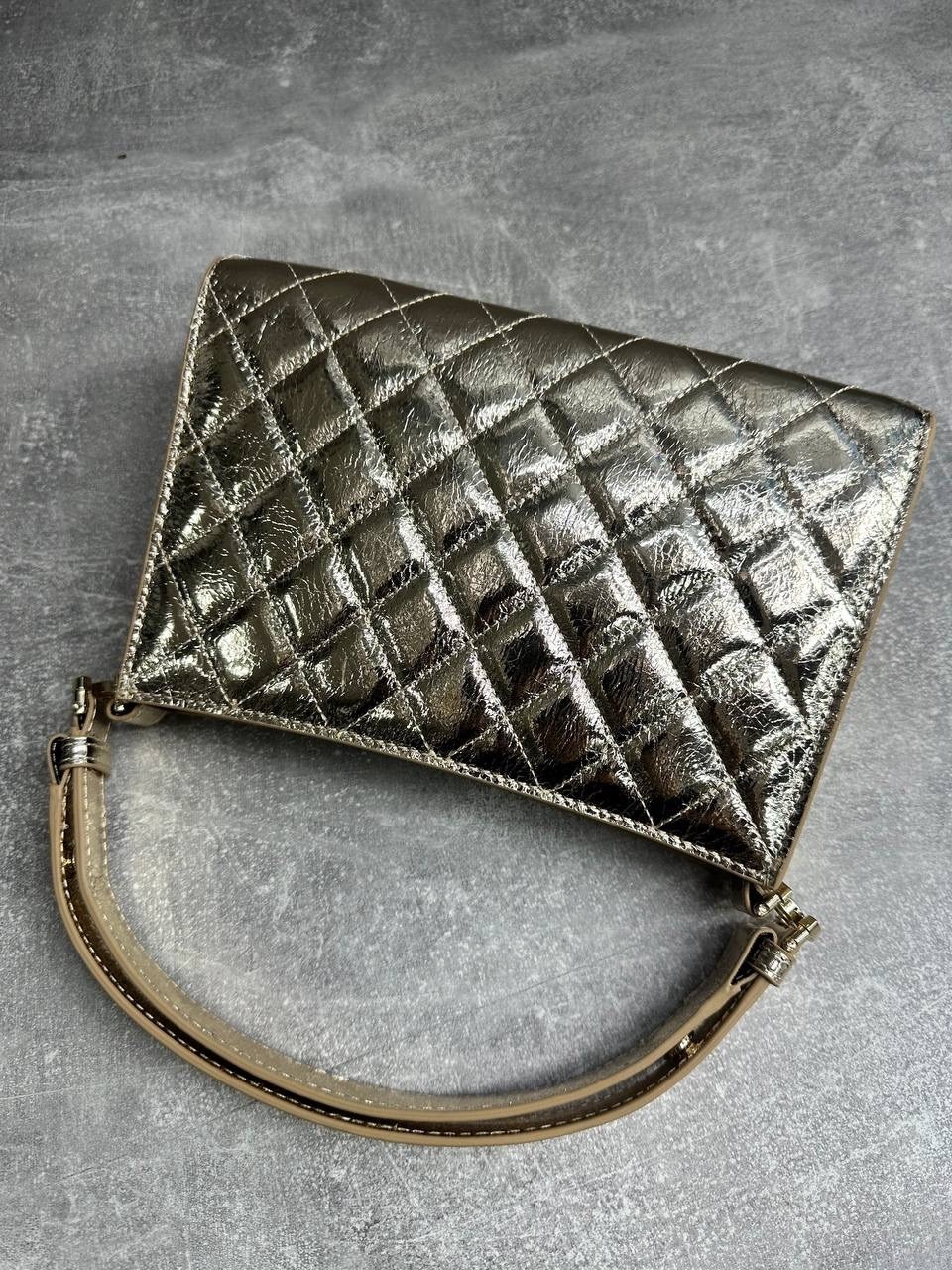 золотая сумка,сумка,сумка женская,стеганая сумка,сумочка женская