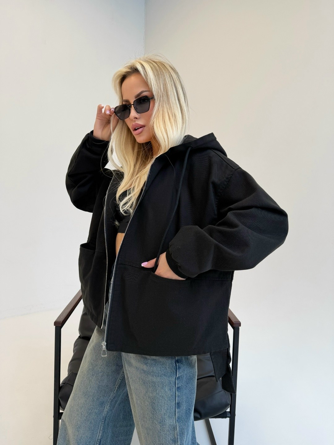 кожаная куртка,куртка,женская куртка,женская куртка демисезонная,куртка кожаная стильная