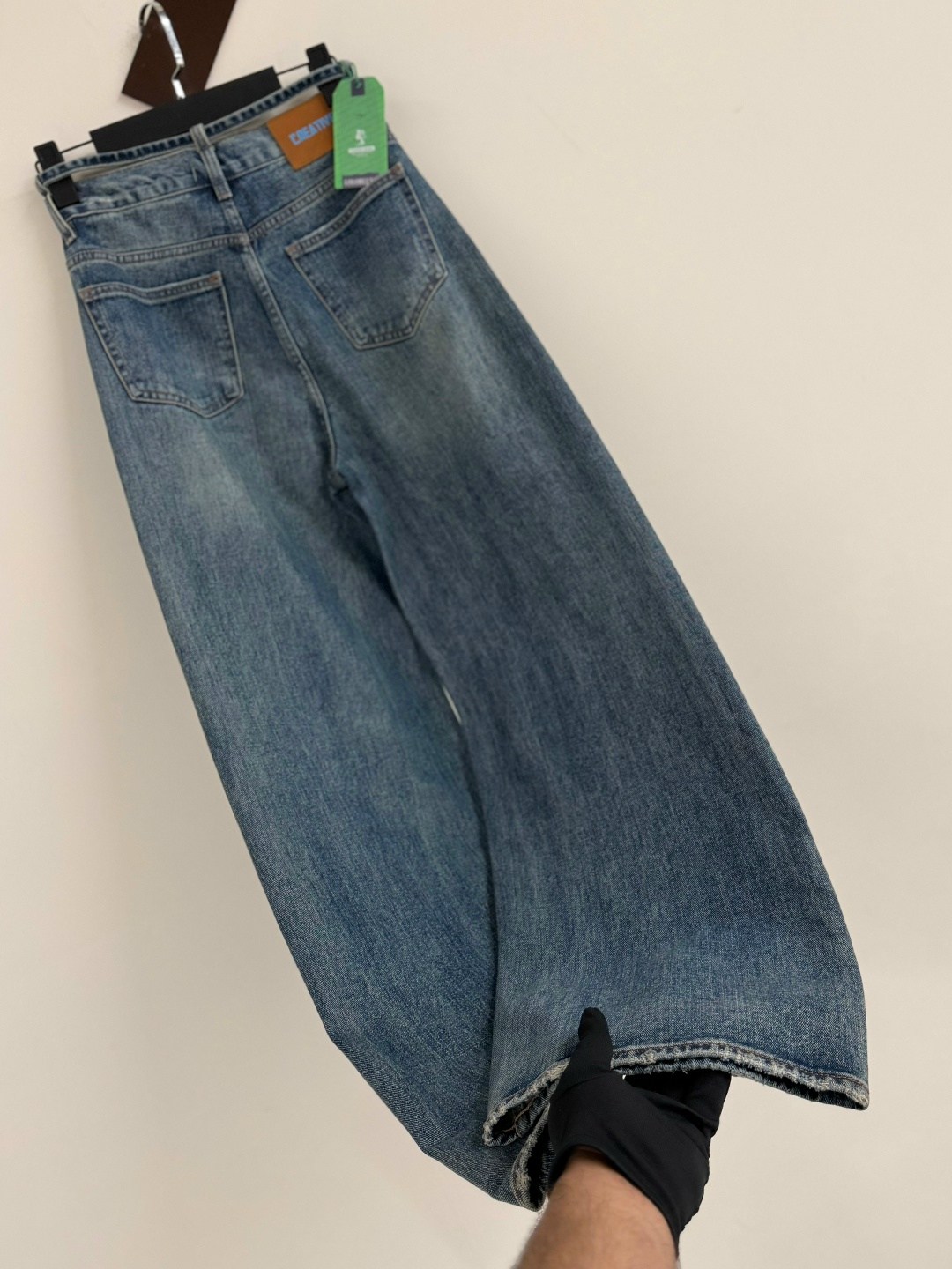 женские джинсы,джинсы джинсы,широкие джинсы,джинсы,miu miu джинсы