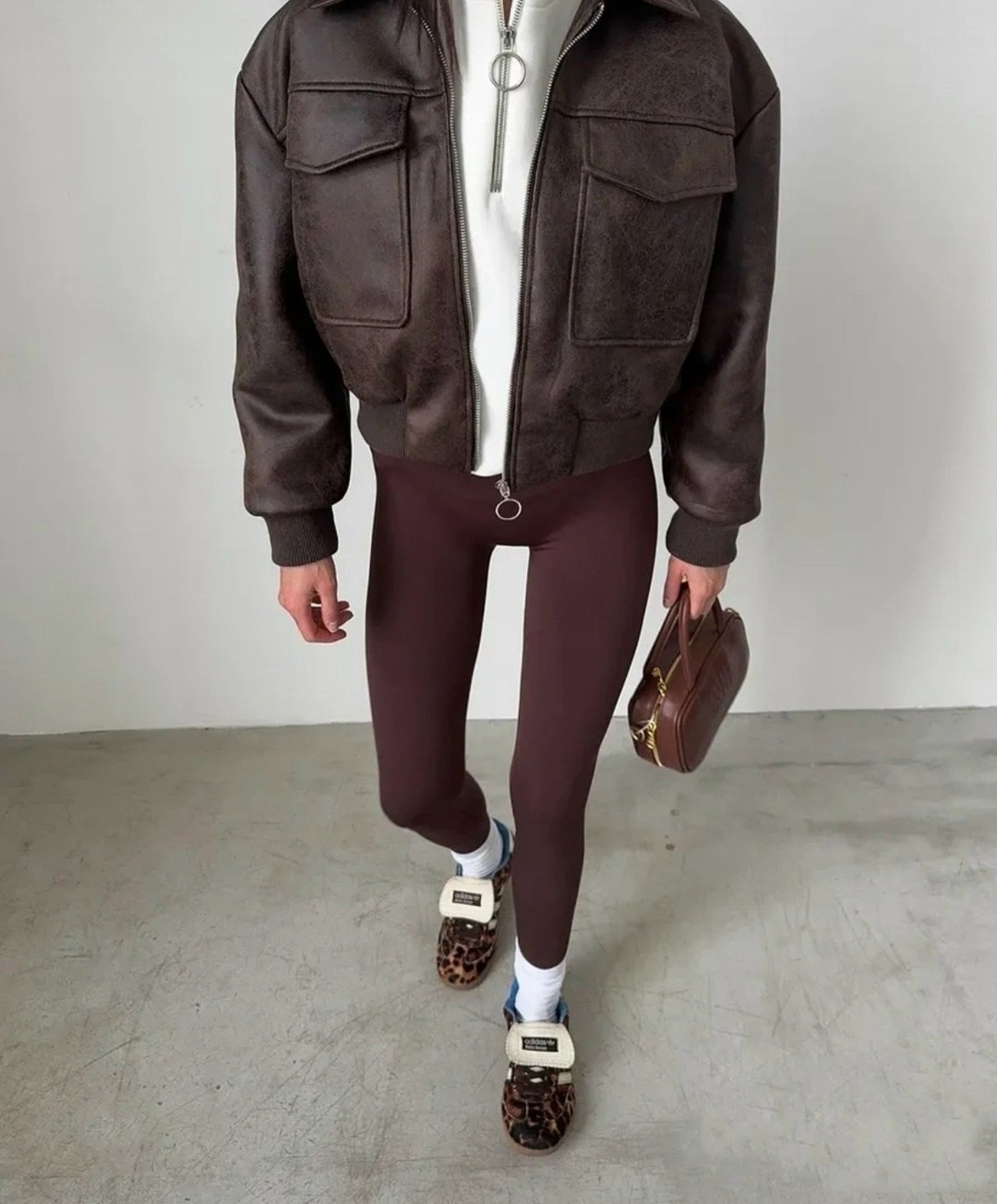 замшевая куртка,кожаные куртки,стильные куртки женские,женская кожаная куртка,женская куртка