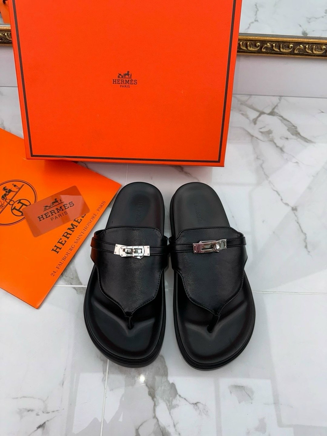 сандалии hermes,шлепанцы hermes,шипры черные сандали hermes,hermes шлепки,шлепки hermes мужские