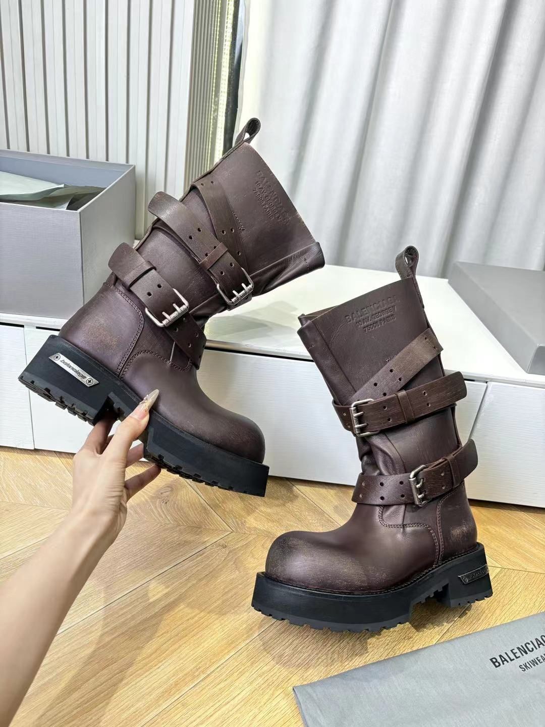 ,сапоги модные,женские ботинки,женские сапоги,ботинки модные