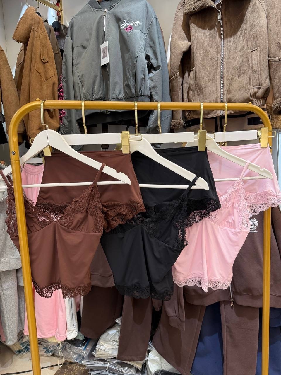 девушка,isabelle mather,пижама женская,пижама с шортами,isabelle mathers