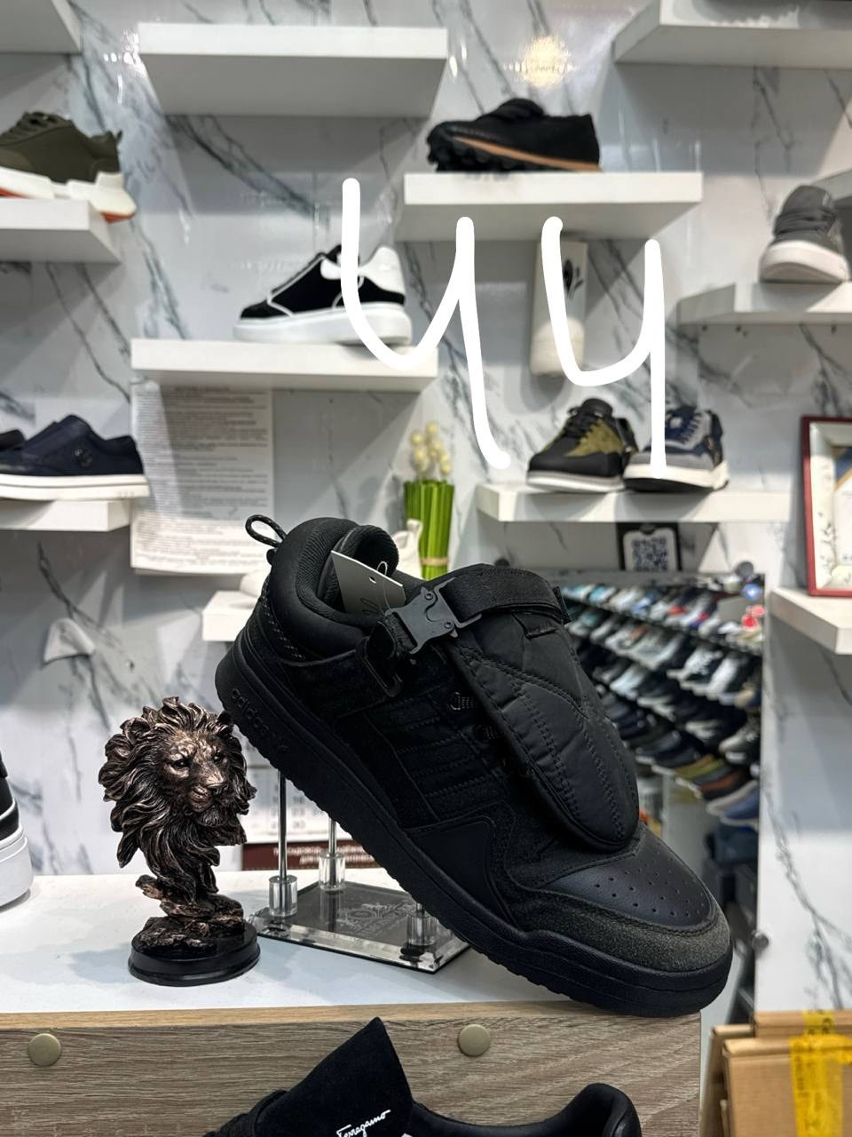 кроссовки adidas,кроссовки адидас,кроссовки adidas original,кроссовки женские adidas,кроссовки