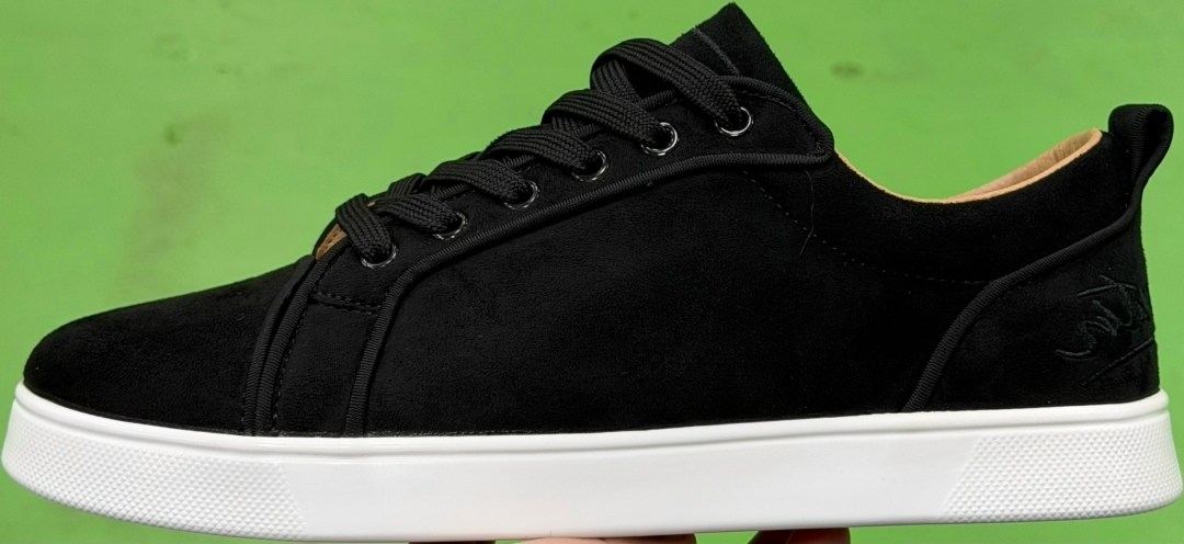 кеды рибок черные кожаные мужские с белой подошвой,,кеды женские кожаные черные с белой подошвой,кеды мужские кожаные,кеды мужские