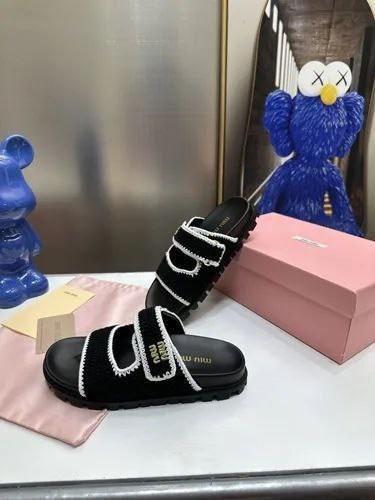 сандалии женские,шлепанцы женские,тапочки модные,модные сандалии,сандалии