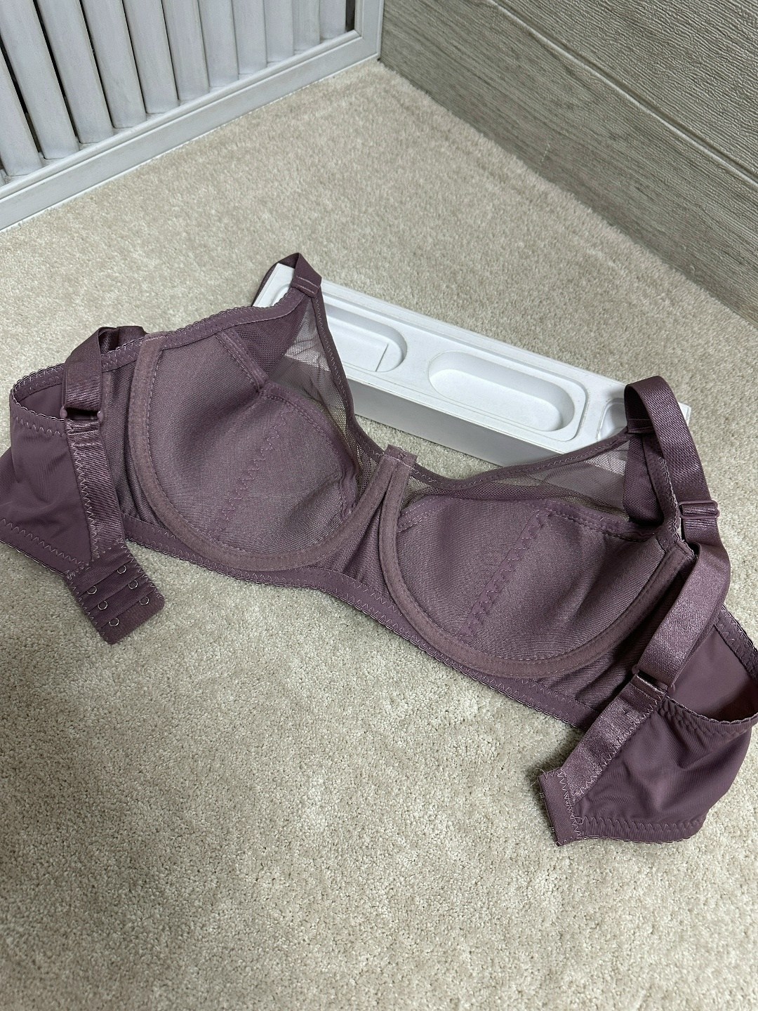 бюстгальтер,бюстгальтер белый,женский бюстгальтер,бюстгальтер классика,бюстгальтер м005