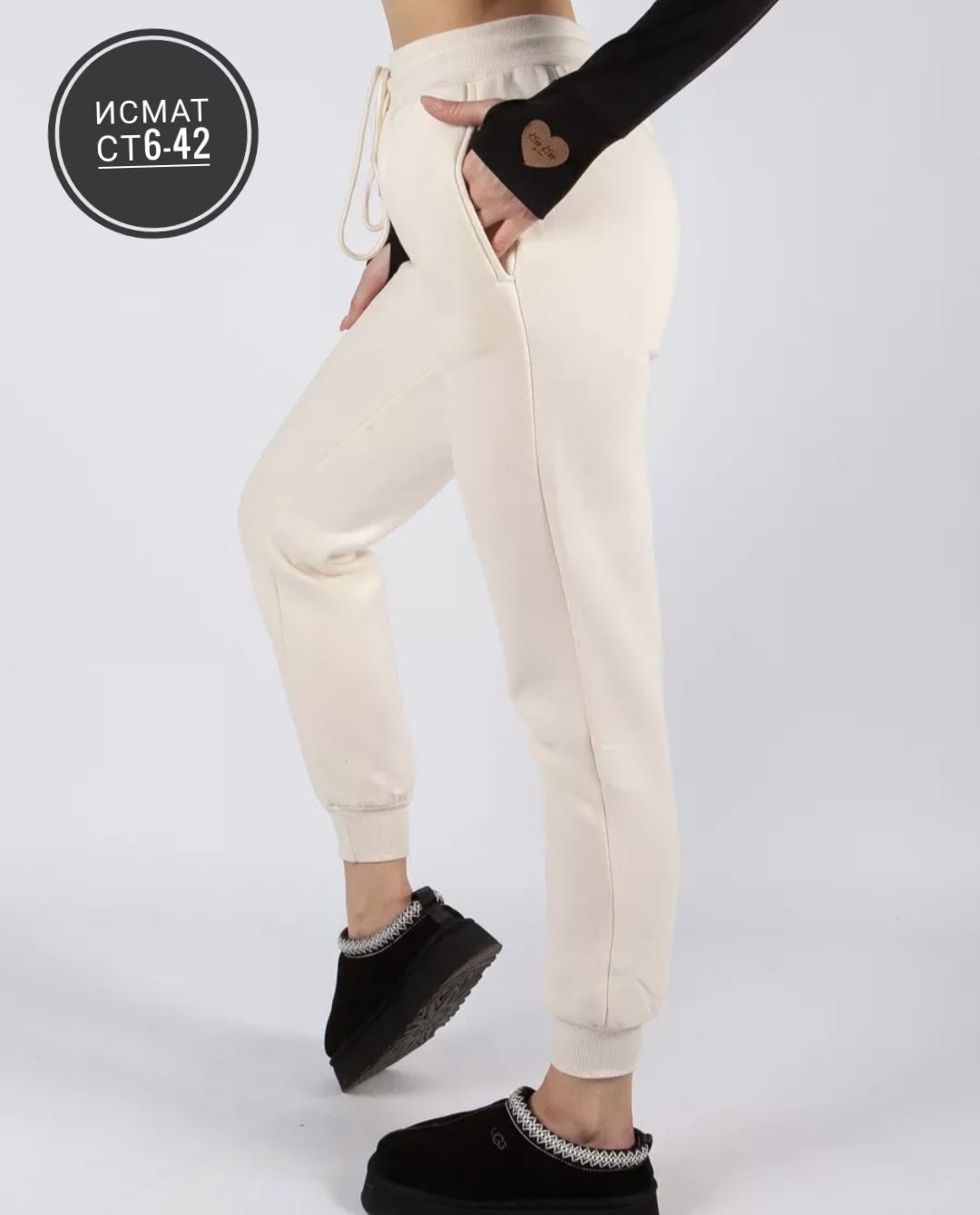 бежевые женские спортивные штаны на резинке chandraswear,спортивные брюки женские,брюки женские спортивные kanka к1014 спортивные штаны женские джоггеры однотонные с начесом,брюки спортивные джоггеры