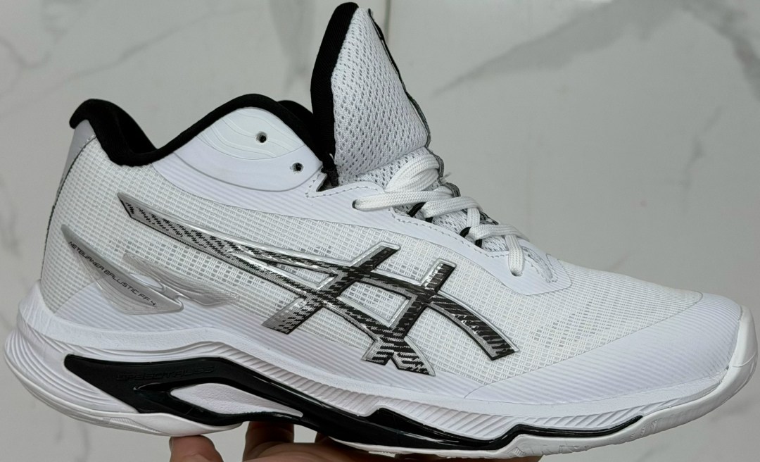 волейбольные кроссовки mizuno,mizuno corp,кроссовки mizuno,mizuno wave,спортивные кроссовки mizuno thunder blade z черный