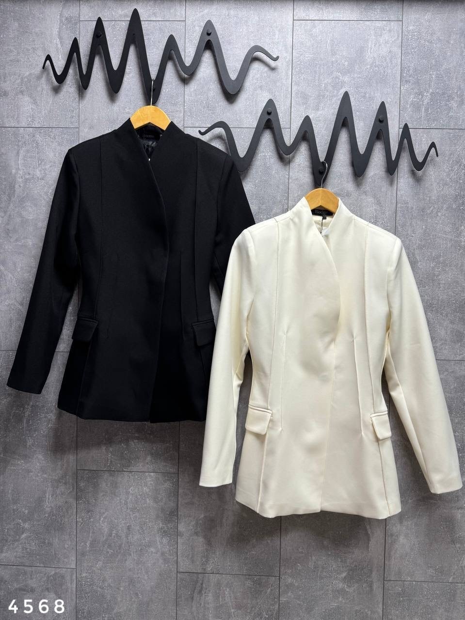 жакет приталенный,жакет с баской,пиджак женский приталенный с баской чёрный,костюм женский,пиджак приталенный с баской