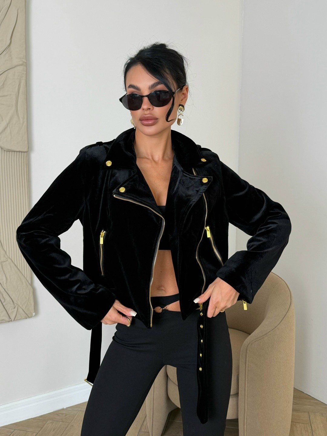 женская замшевая куртка косуха коричневая,коричневая замшевая косуха женская,куртка женская замшевая,куртка косуха,замшевая куртка