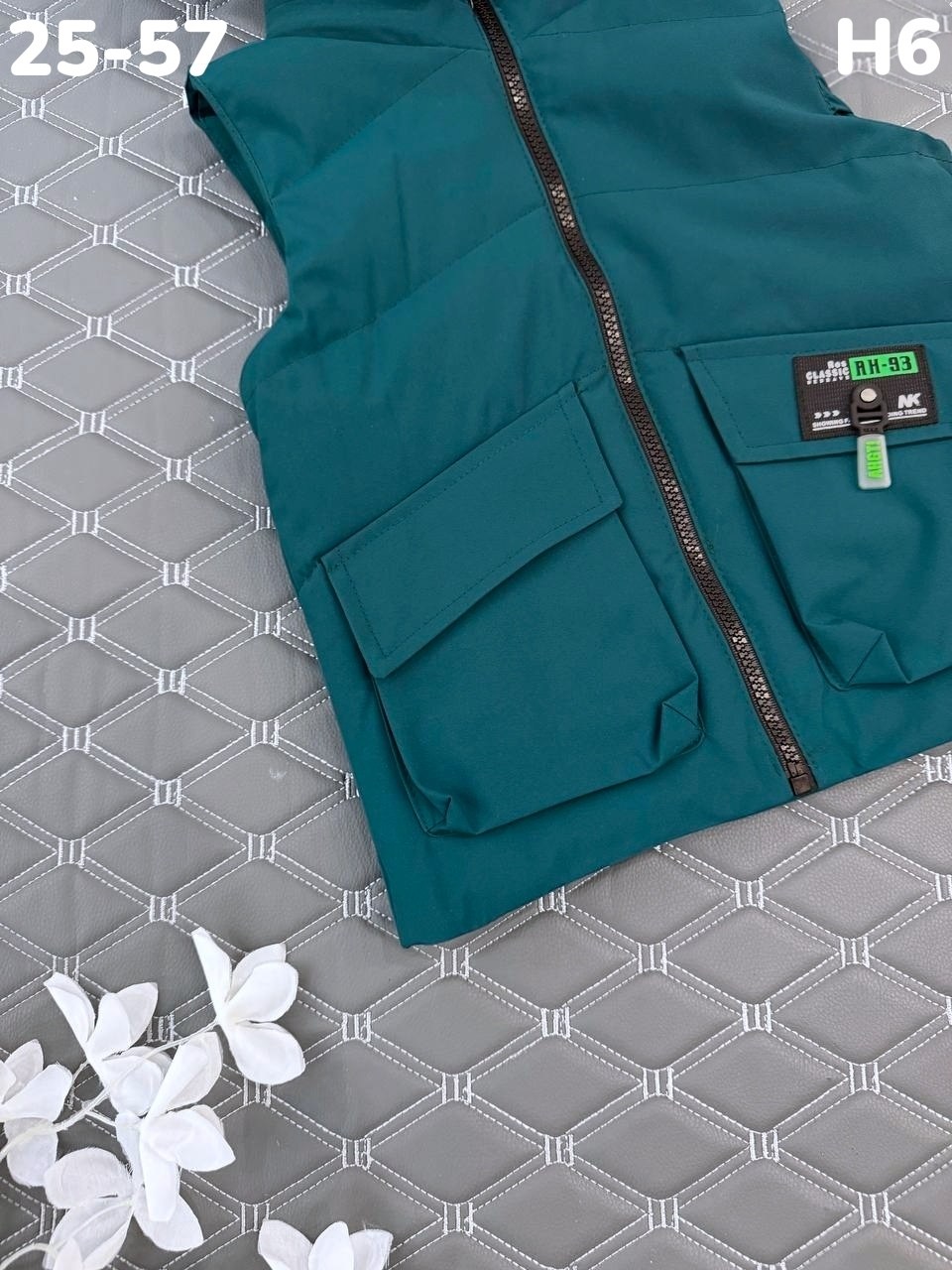 жилетка детская,жилет детский,безрукавки подростковые,жилет,жилеты детские